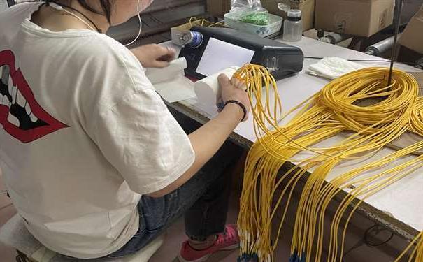 秦皇岛市网络工程中几种常用的光纤连接器